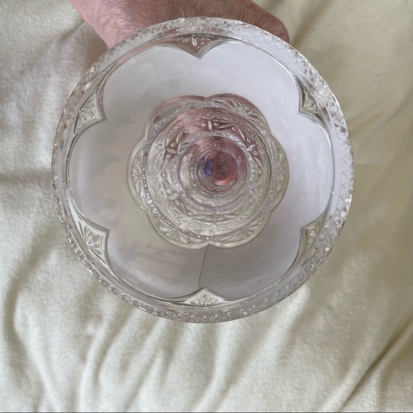 Thomas Kinkade Holiday Reflections Ornament Collection - Picture 9 of 14